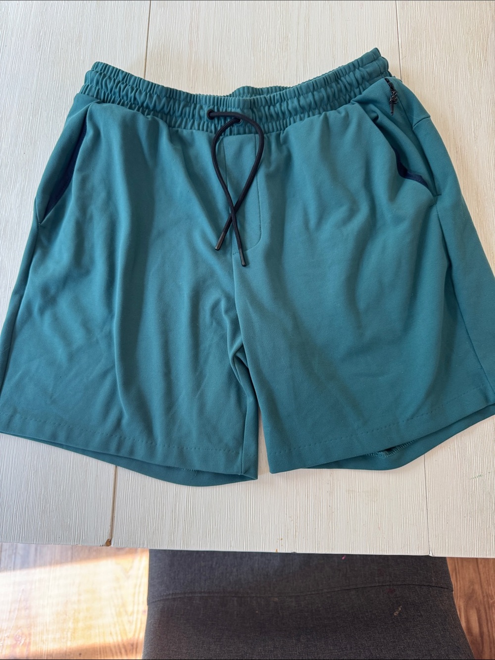 Old Navy Men's Athletic Shorts in Teal Green with Drawstring